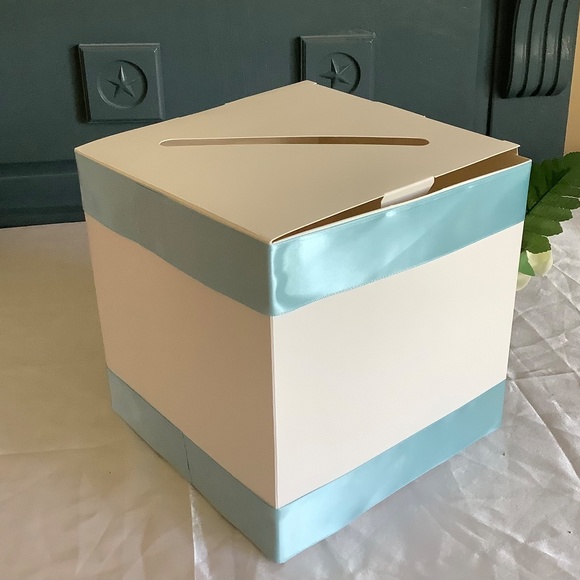 Greeting card box personalized with satin ribbon and roses..you choose colors - Picture 5 of 12